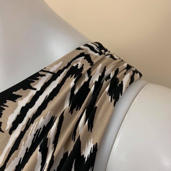 BCBGMaxAzria Cocktail Dress - Picture 2 of 3